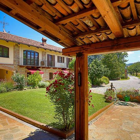 Cascina Giuli Villa อัลบา ภายนอก รูปภาพ
