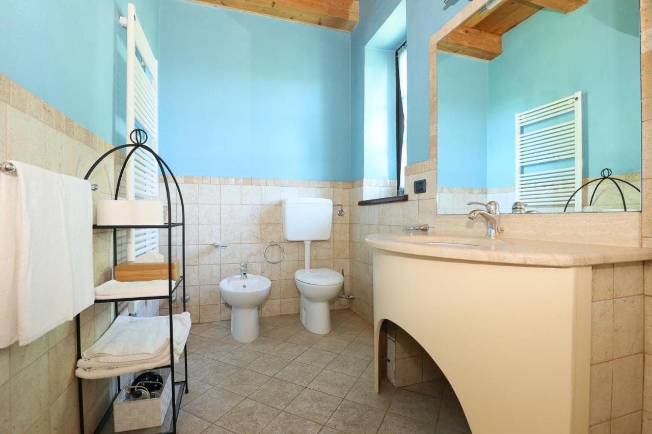 Cascina Giuli Villa อัลบา ภายนอก รูปภาพ